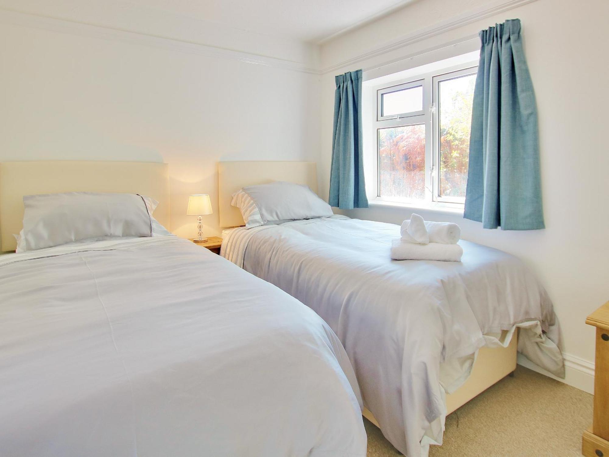 Netley Marsh Irenic Lodge מראה חיצוני תמונה